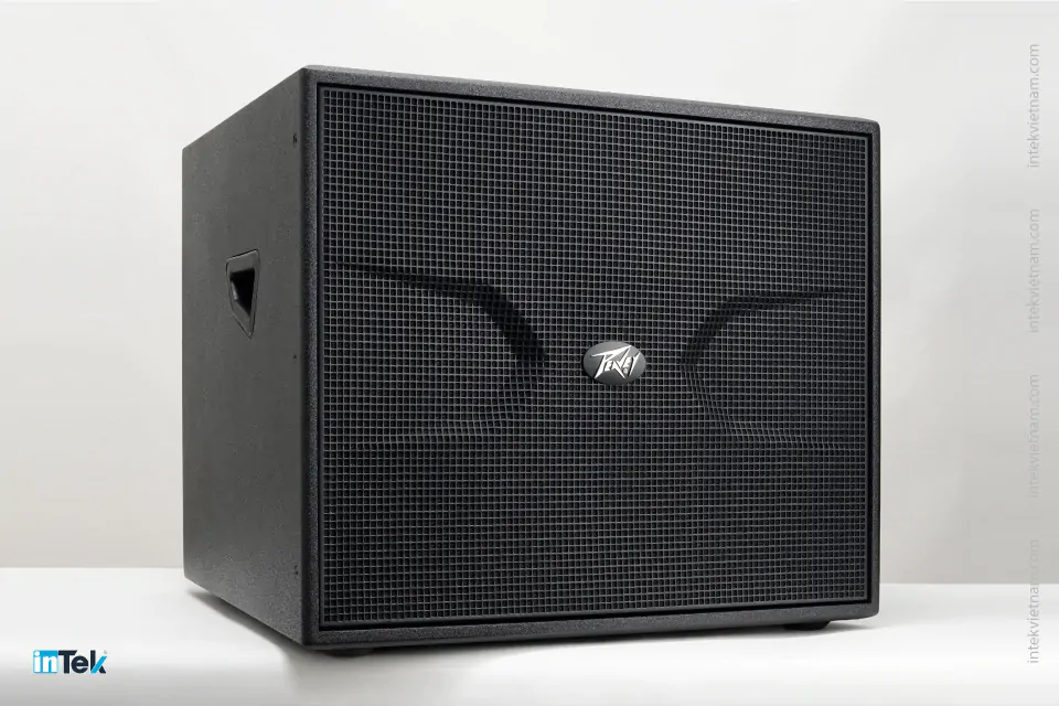 loa-sub-peavey-ck18s-3071